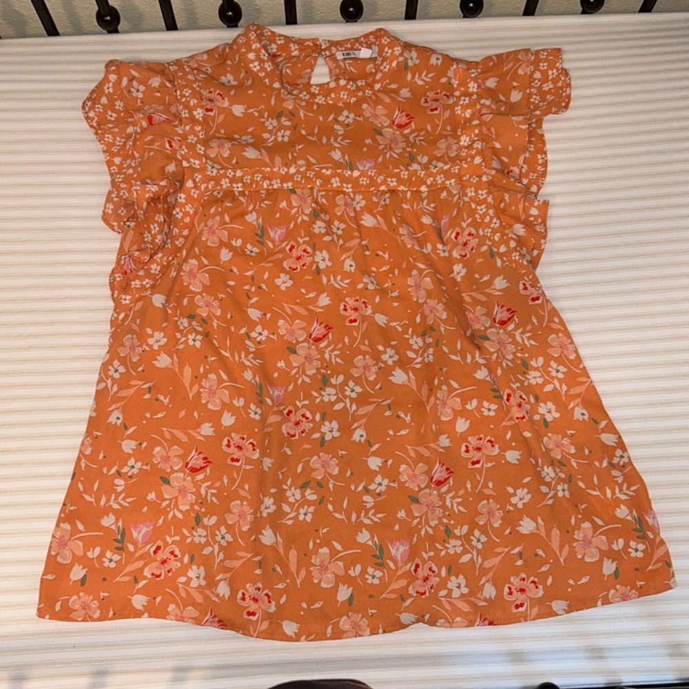 DR2 Orange Floral Blouse size: Medium